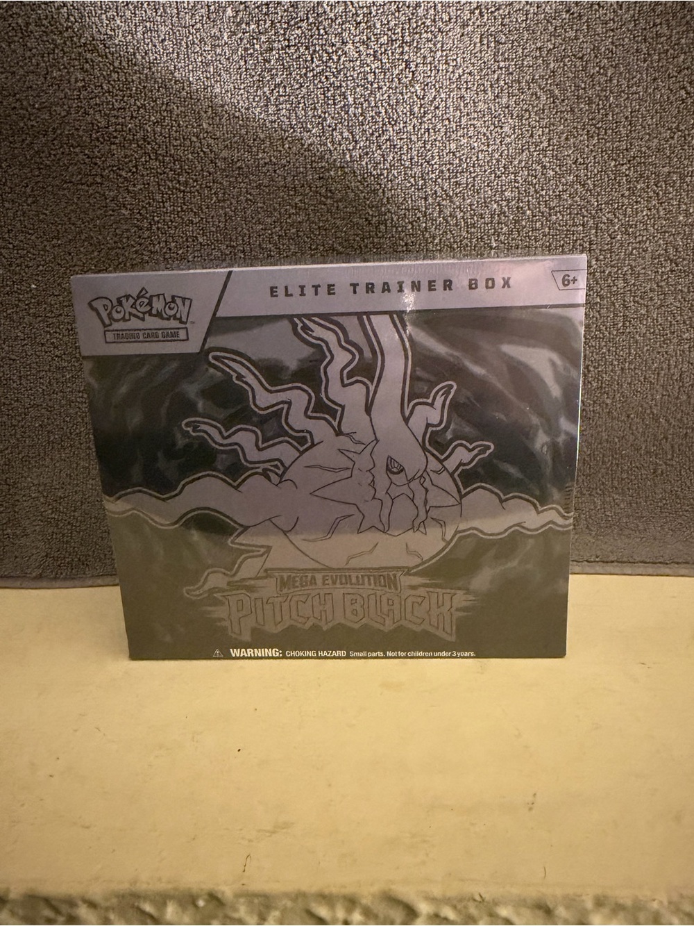 Pokemon Elite Trainer Box - Pitch Black (Black)